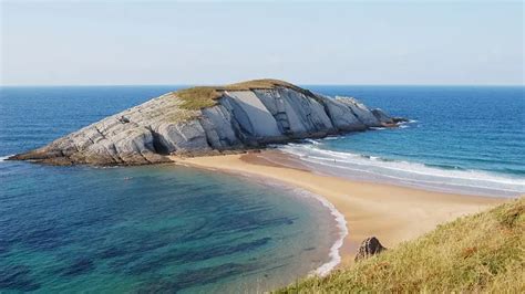 nude santander|Nudist Beaches in Cantabria